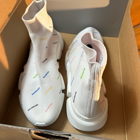 Brand NEW 41E— Balenciaga white/multicolor purchased at Saks Fifth Avenue US10. - Picture 5 of 6